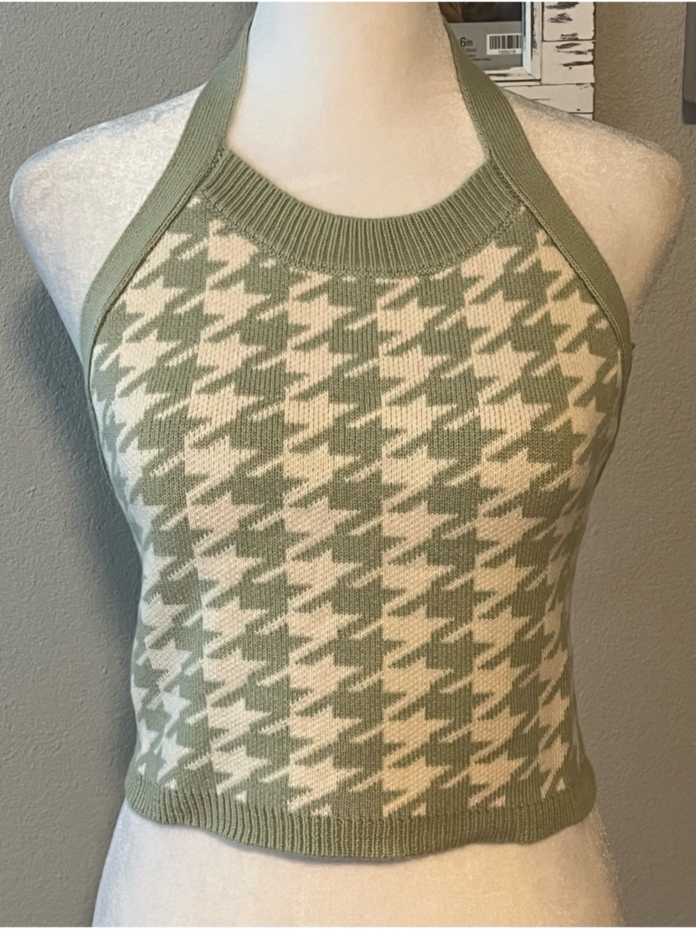 Promesa Sea Green and Cream Houndstooth Tie-Back Cropped Halter Sweater Top NWT